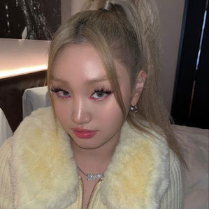 Meet your Posher, Oumou